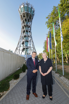 zˇupan Obcˇine Lendava, Janez Magyar, in predsednica Turisticˇne Zveze Lendava Vabi, Eva Marija Banutai